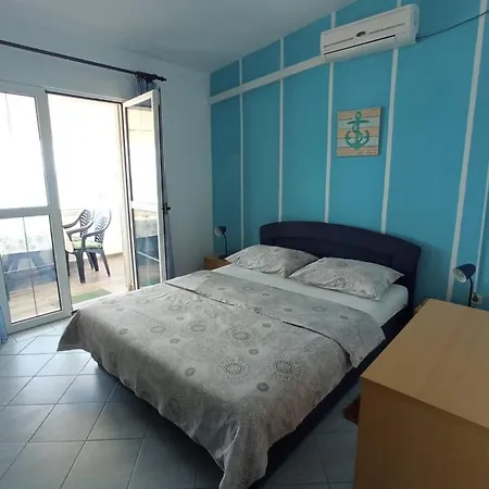 Ivanka Apartamento *